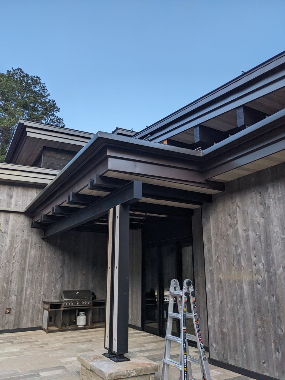 box gutters installation on high end home in Livingston, MT